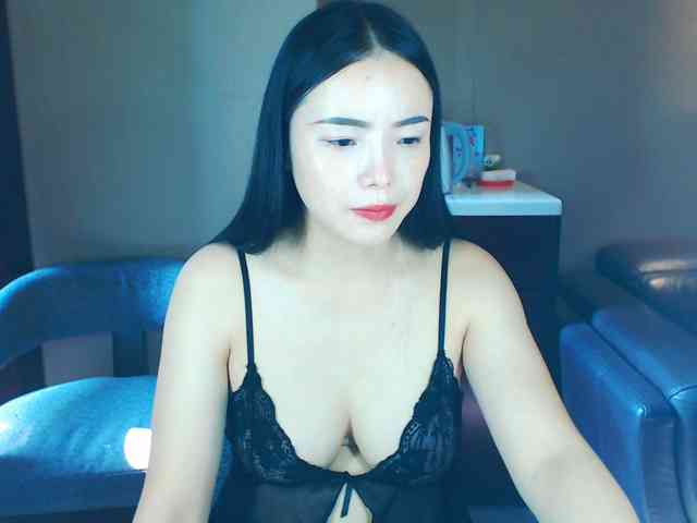 AnneJiang webcam