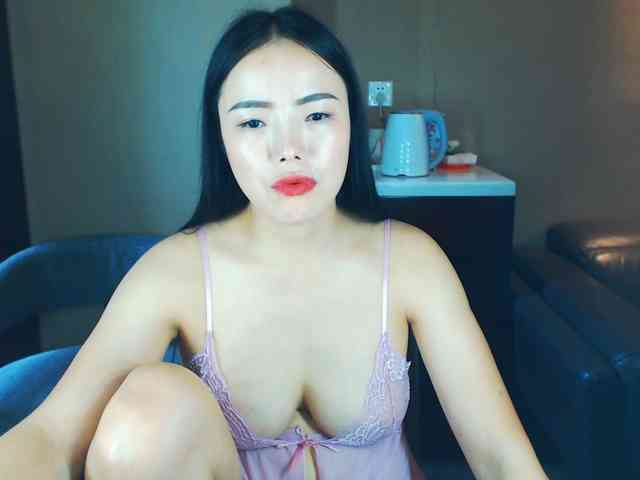 AnneJiang webcam