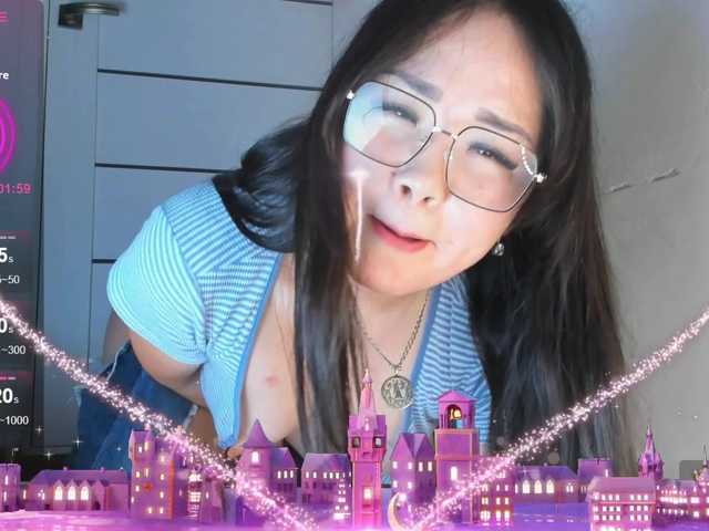 azur-moon's BongaCams show and profile