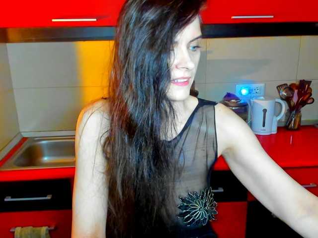 SexQueen11's BongaCams show and profile