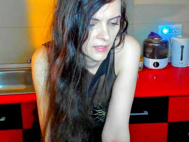 SexQueen11's BongaCams show and profile