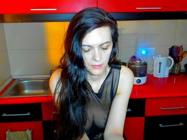 SexQueen11's BongaCams show and profile