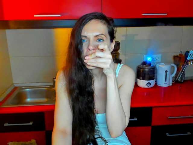 SexQueen11's BongaCams show and profile