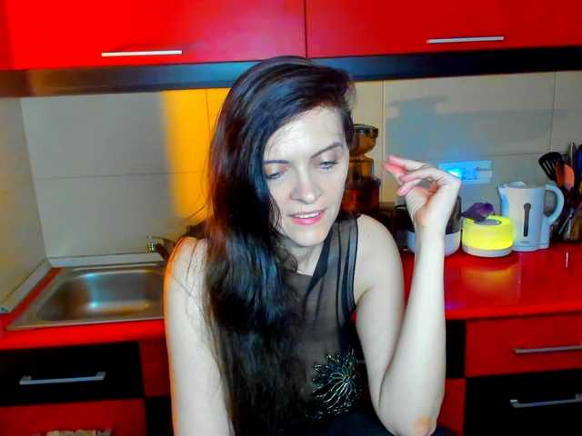 SexQueen11's BongaCams show and profile