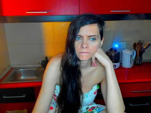 SexQueen11's BongaCams show and profile