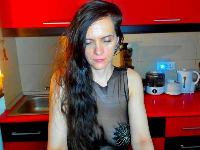 SexQueen11's BongaCams show and profile