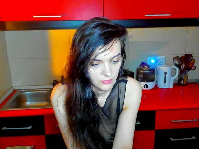 SexQueen11's BongaCams show and profile