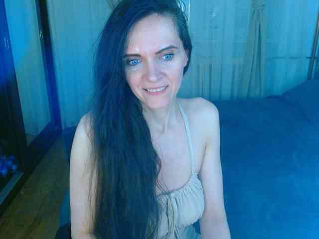 SexQueen11 webcam