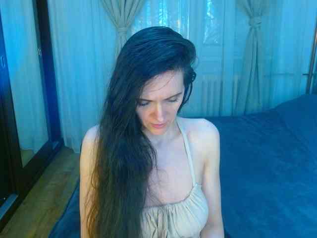 SexQueen11 webcam
