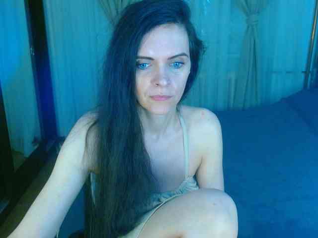 SexQueen11 webcam