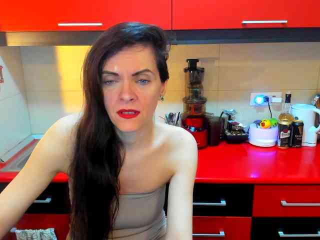 SexQueen11 