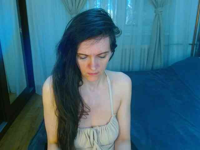 SexQueen11 webcam