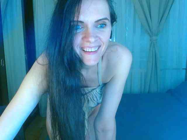 SexQueen11 webcam