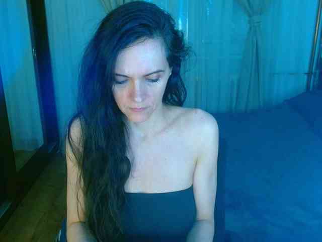 SexQueen11 webcam