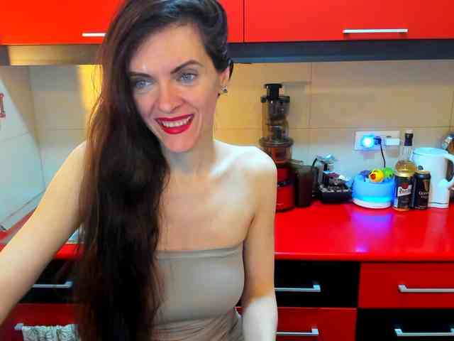 SexQueen11 webcam