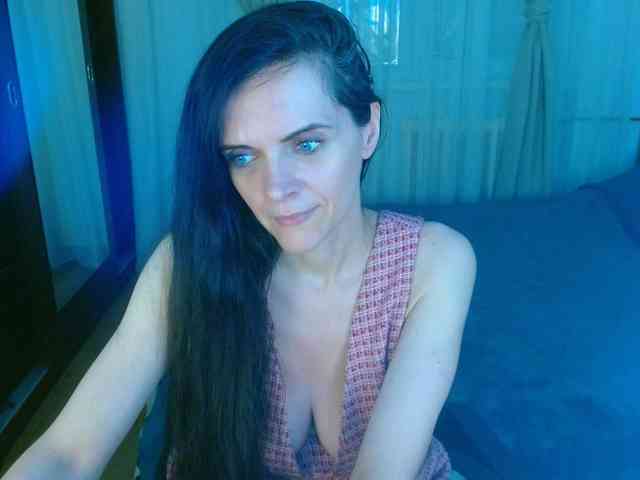 SexQueen11 webcam