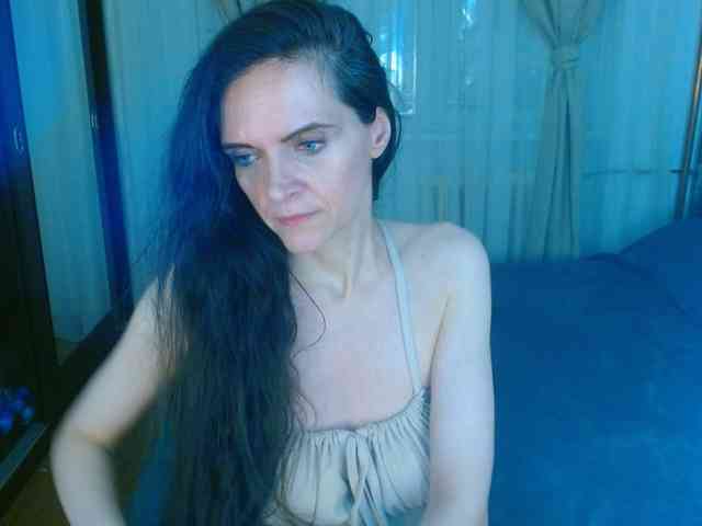 SexQueen11 webcam