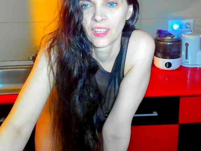 SexQueen11 webcam