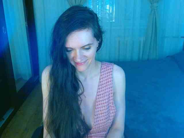 SexQueen11 webcam