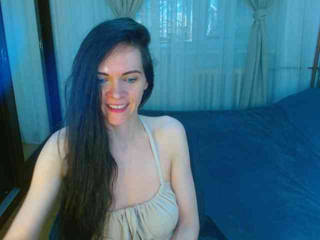 SexQueen11 webcam