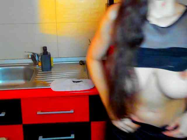 SexQueen11 webcam