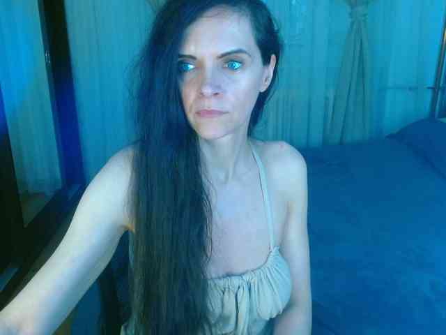 SexQueen11 webcam