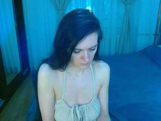 SexQueen11 webcam