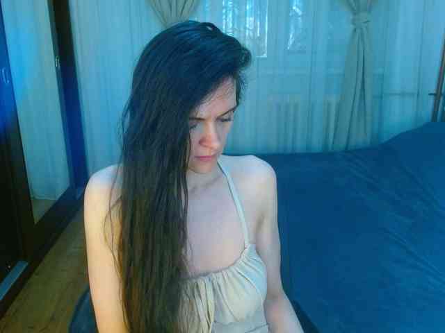 SexQueen11 webcam