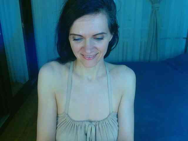 SexQueen11 webcam