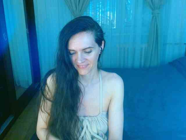 SexQueen11 webcam