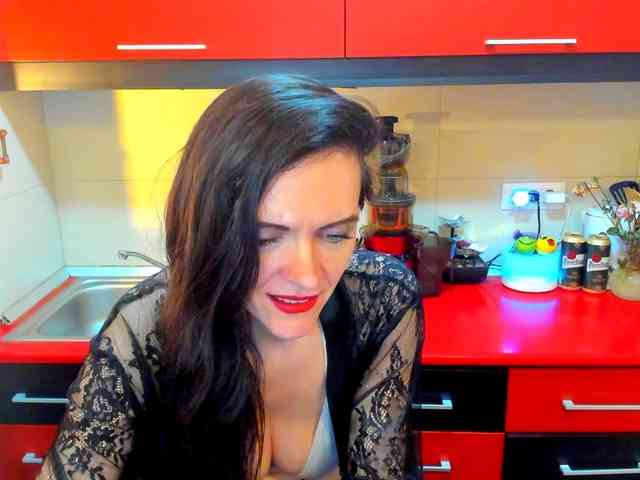 SexQueen11 webcam