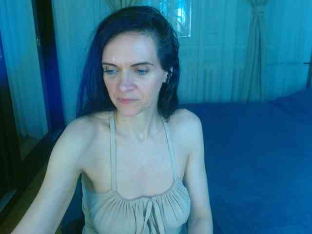 SexQueen11 webcam