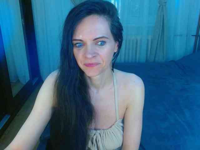 SexQueen11 webcam