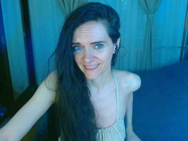 SexQueen11 webcam
