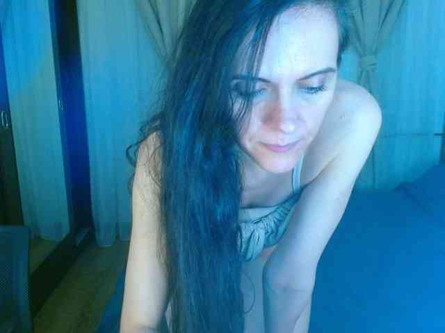 SexQueen11 webcam