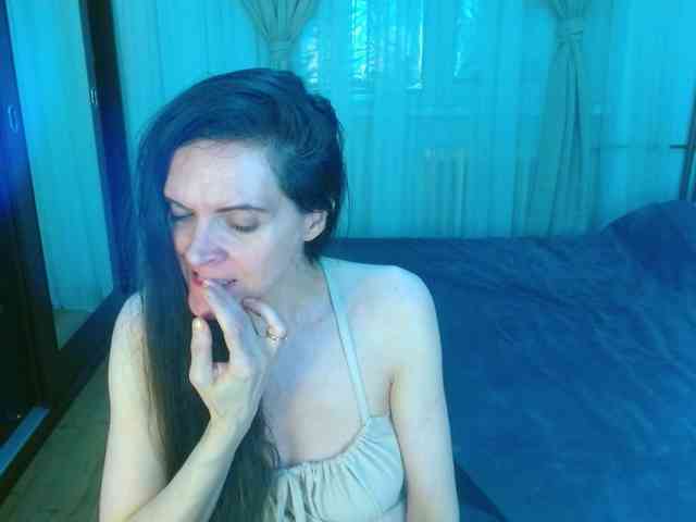 SexQueen11 webcam