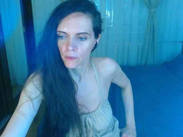 SexQueen11 webcam