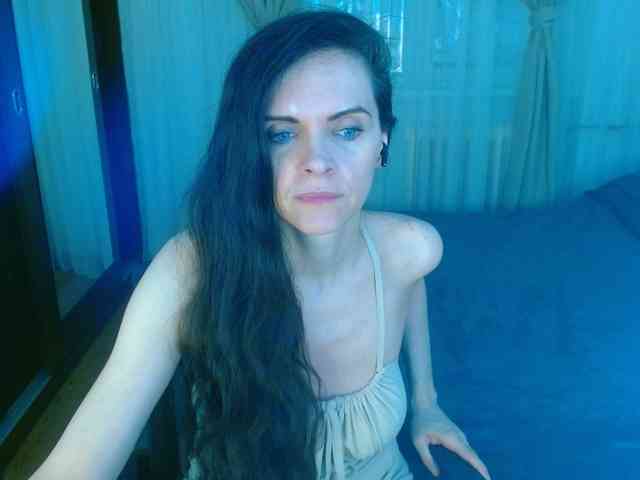 SexQueen11 webcam