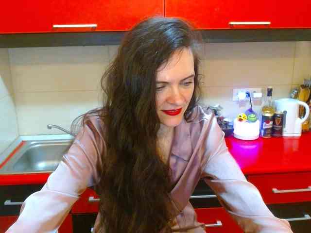 SexQueen11 webcam