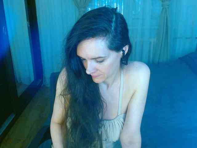 SexQueen11 webcam