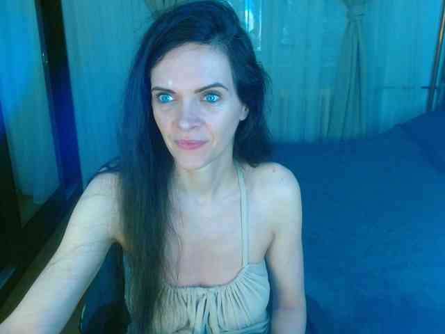 SexQueen11 webcam