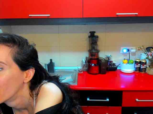 SexQueen11 webcam