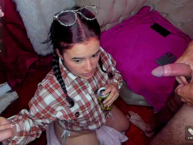 naughtygirls1 webcam