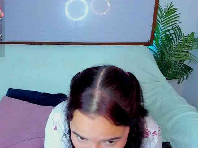 naughtygirls1 webcam