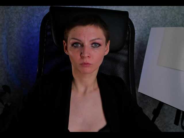 -yeshka-'s BongaCams show and profile