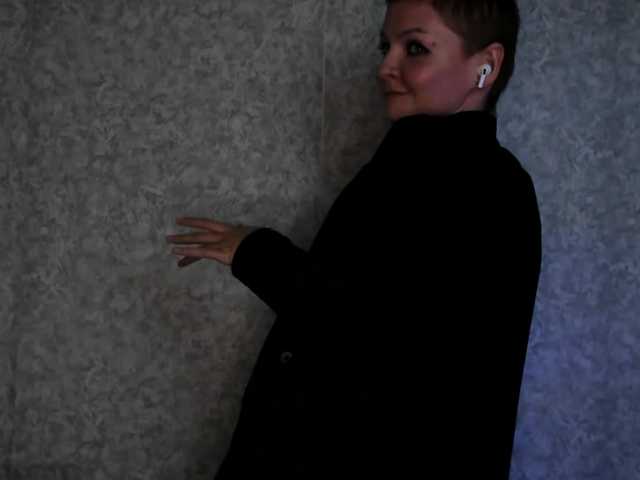 -yeshka-'s BongaCams show and profile