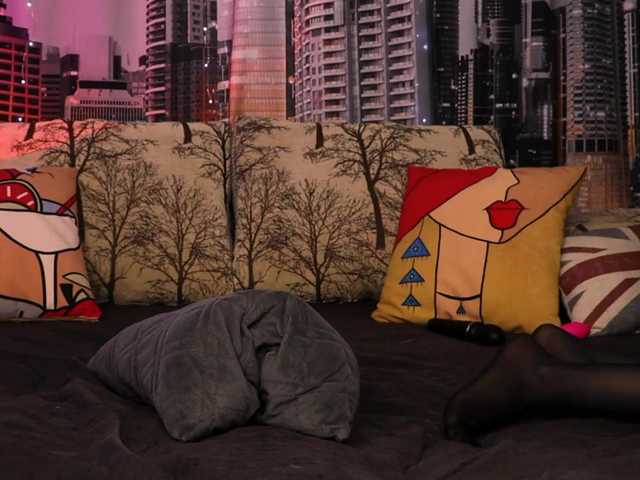 Sarsei's BongaCams show and profile