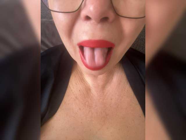 woman-1969's BongaCams show and profile