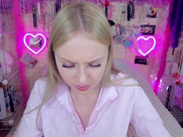  MindyKally chat room