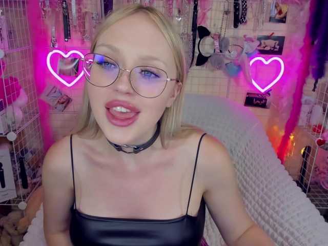MindyKally